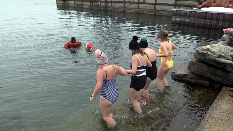 2024 Dive Brockville Adventure Centre Polar Bear Dip Dive